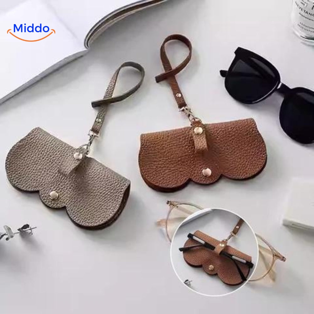 Brillenhoes CompactVision met bril op 1 foto