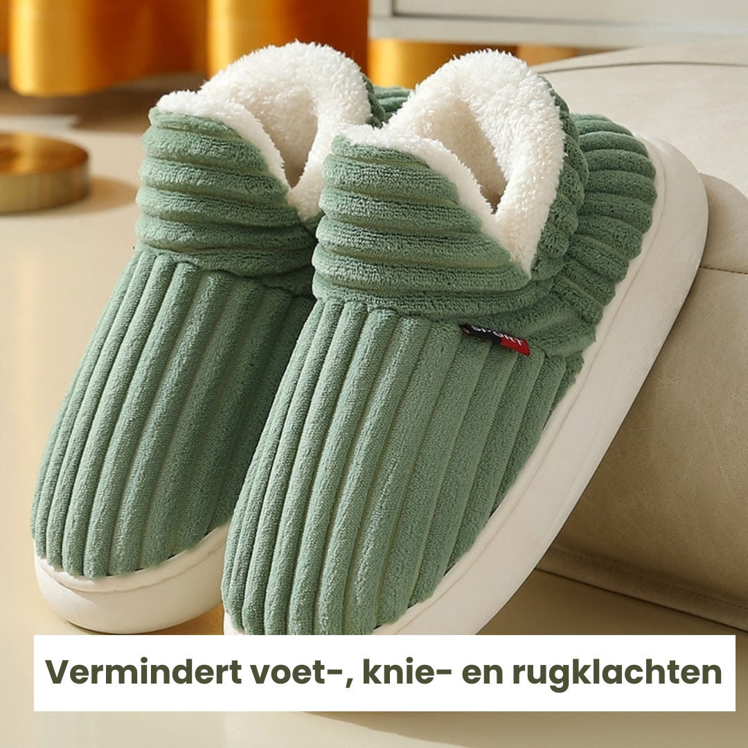 Groene pantoffels met witte fleece voering, bevorderlijk voor vermindering van voet-, knie- en rugklachten