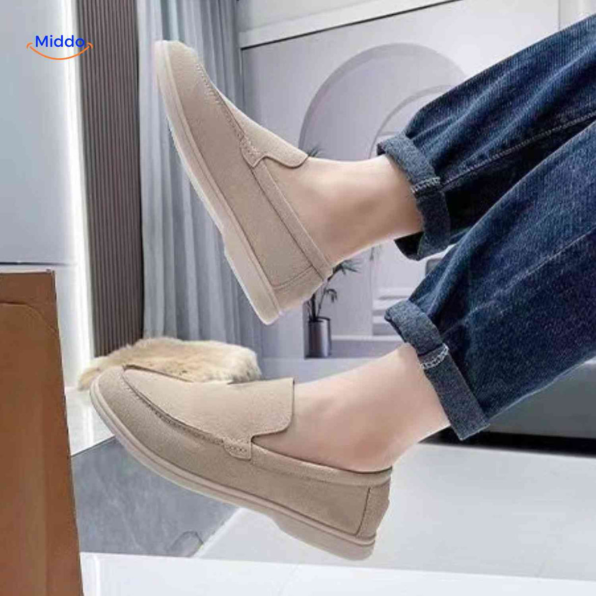 beckwin loafers lichtbeige suede slip on comfortabele instappers www.middo.nl