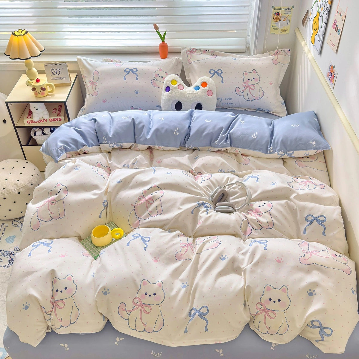 CottonNest dekbedovertrekset crème katjes met blauw (verdikt), met bijpassend laken en kussenslopen