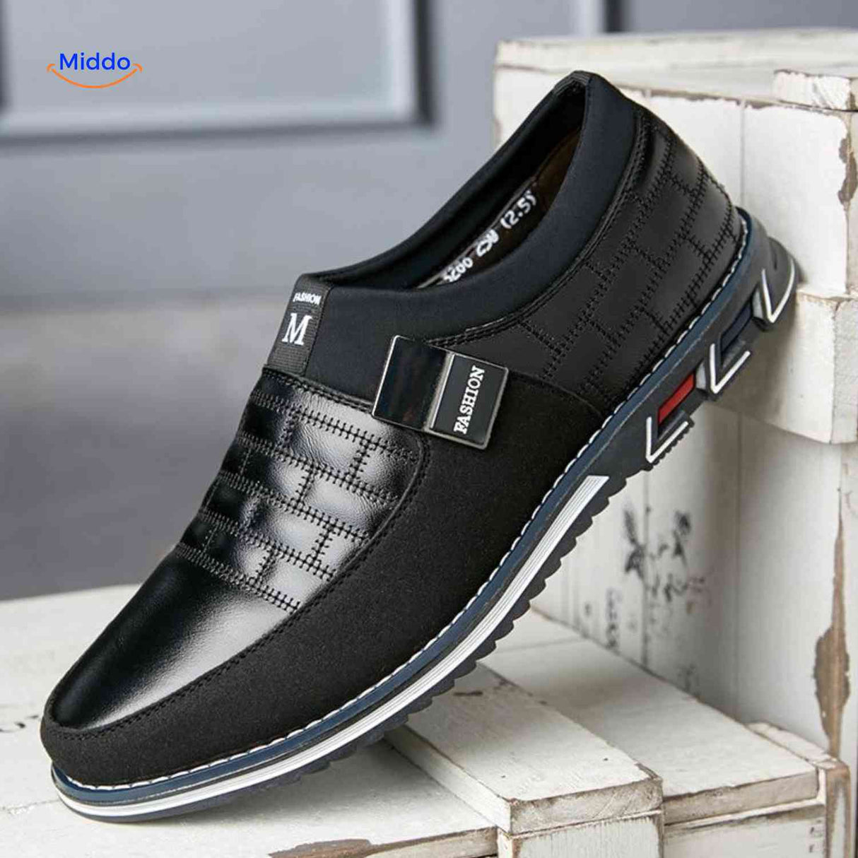 heren blauw zwart slip on loafers stijlvol ruitpatroon lichtgewicht www.middo.nl