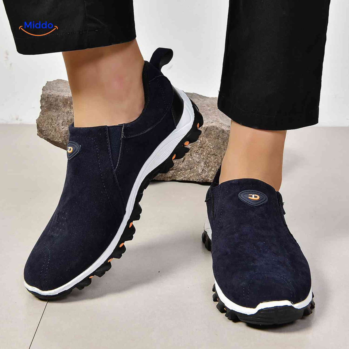 heren marine slip on schoenen vooraanzicht gedempte zool ademend bovenwerk www.middo.nl