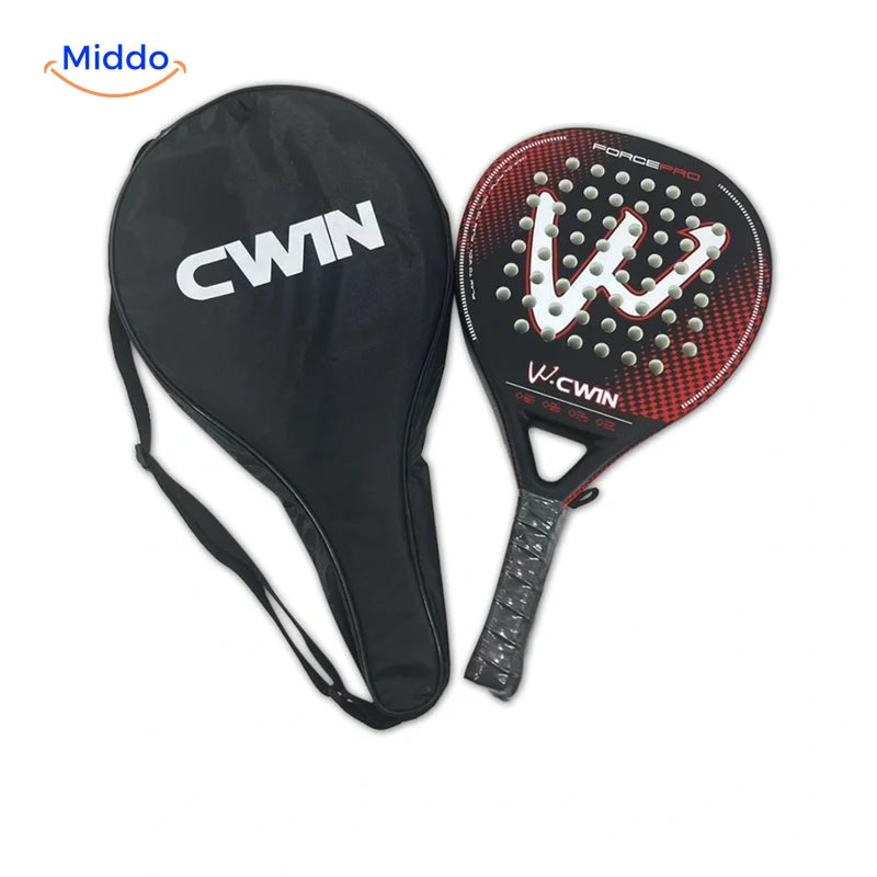CourtControl padelracket: rood-zwart racket met beschermhoes.