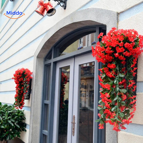 Rode charmante orchideeën decoratie bij ingang