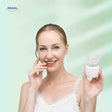 Dentora Tandenborstel glimlachende vrouw met u vormige borstel www.middo.nl