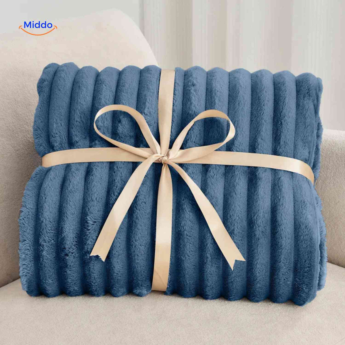 Fluffina Dekentje pluche cadeaudeken www.middo.nl
