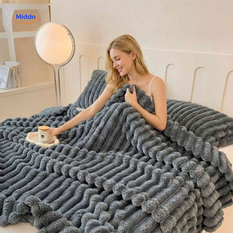 Fluffina Dekentje warme knuffel pluche deken www.middo.nl