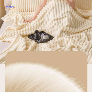 Fluffina Dekentje warme pluche slaapkamerdeken www.middo.nl