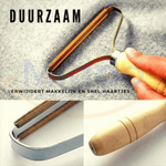 FurBuster roller naast kledingstuk en op verschillende stoffen