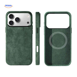 Groen suede achtig iphone hoesje met verhoogde camera bescherming www.middo.nl