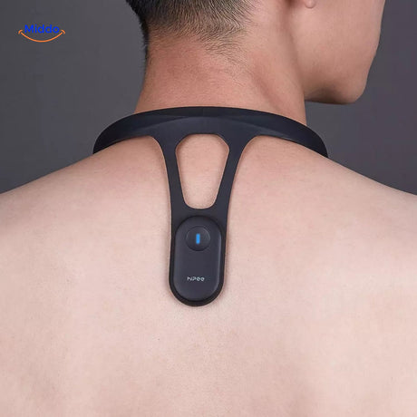 Hipee Smart achterkant halsband op lichaam van gebruiker www.middo.nl