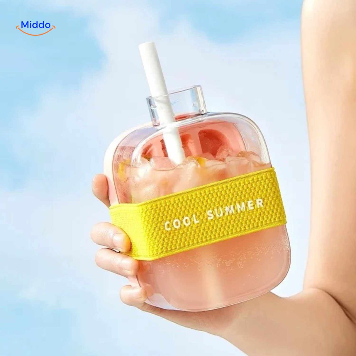 IceNova Flesbeker roze drankfles met rietje zomerse cocktailstijl www.middo.nl