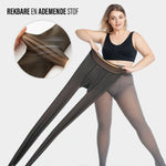 Model toont de rekbare en ademende stof van Middo Fleece Panty.