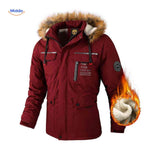 NordGuard Jas donkerrode geisoleerde heren parka met bontkraag en borstprint www.middo.nl