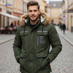 NordGuard Jas olijfgroene waterdichte heren parka met bontkraag en borstzak www.middo.nl