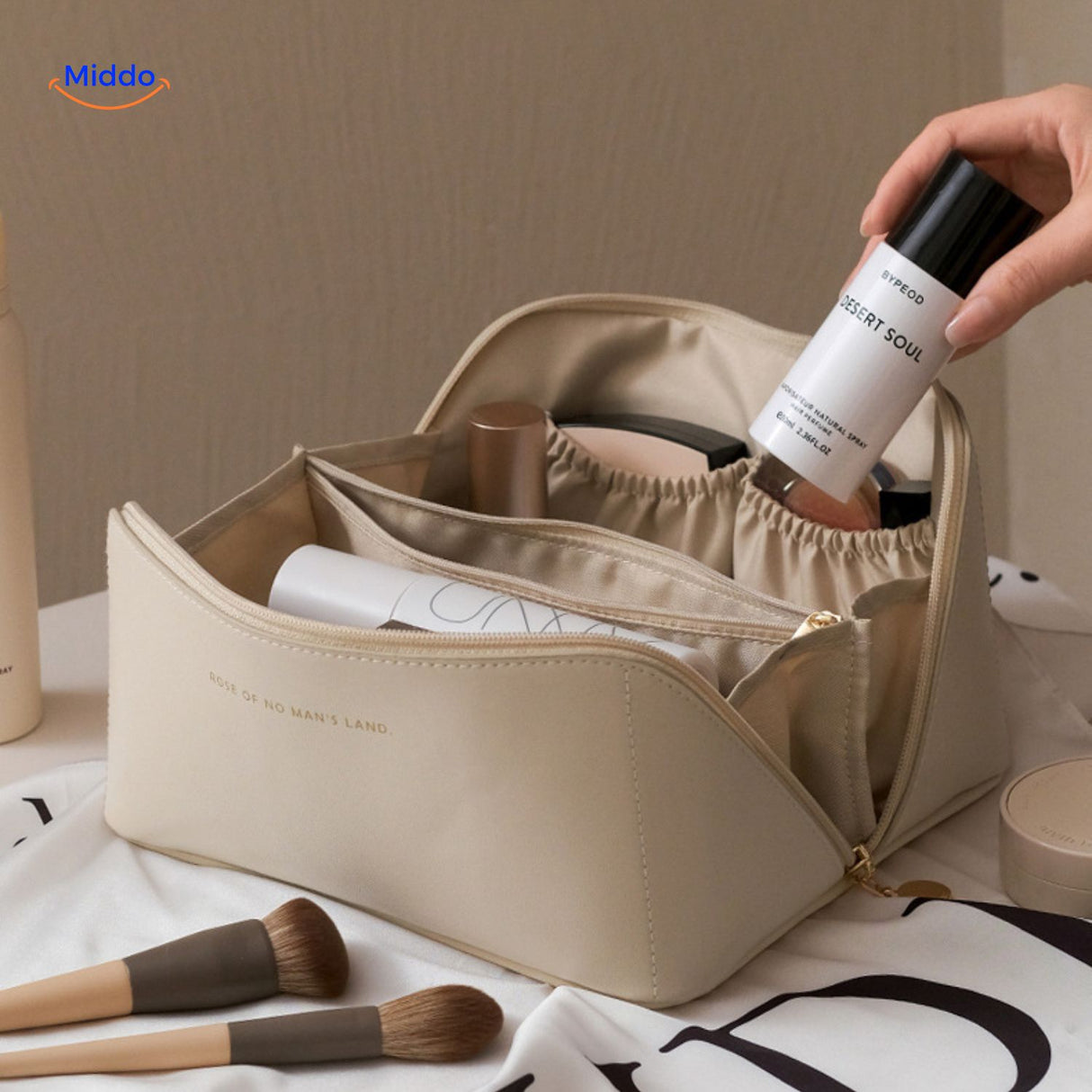 PillowPro reistasje beige met inhoud www.middo.nl