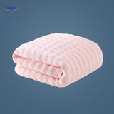 PineappleGrid Badhanddoek roze hobbelige handdoek www.middo.nl