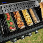 Meerdere RollingGrill™ manden met groenten op grill.