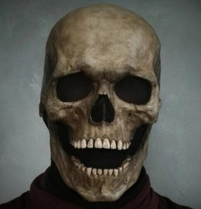 Grijze schedelmasker met gedetailleerd ontwerp