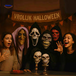 Skullveil Masker groepsfoto halloweenmaskers met vrolijke sfeer www.middo.nl