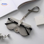 Productfoto van de grijze brillenhoes CompactVision