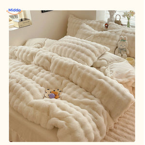 SnuggleBunny pluche set wit comfortabel bed set www.middo.nl