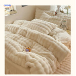 SnuggleBunny pluche set wit comfortabel bed set www.middo.nl