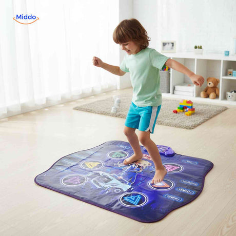 StepTune Dansmat kind speelt op muzikale dansmat thuis www.middo.nl