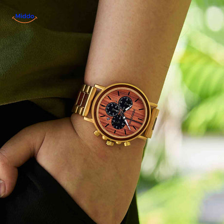 Timbero Houten Horloge gouden houten chronograaf horloge om de pols www.middo.nl