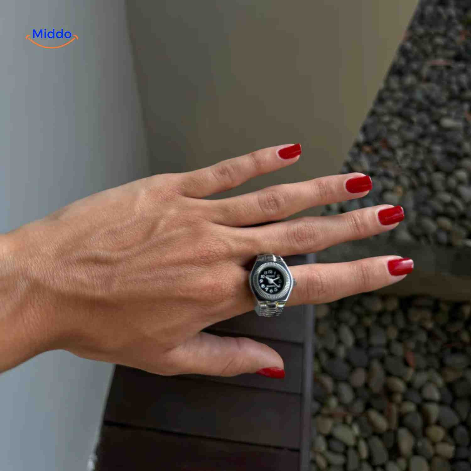 Timevera Ringhorloge zilver dames hand stijlvol www.middo.nl