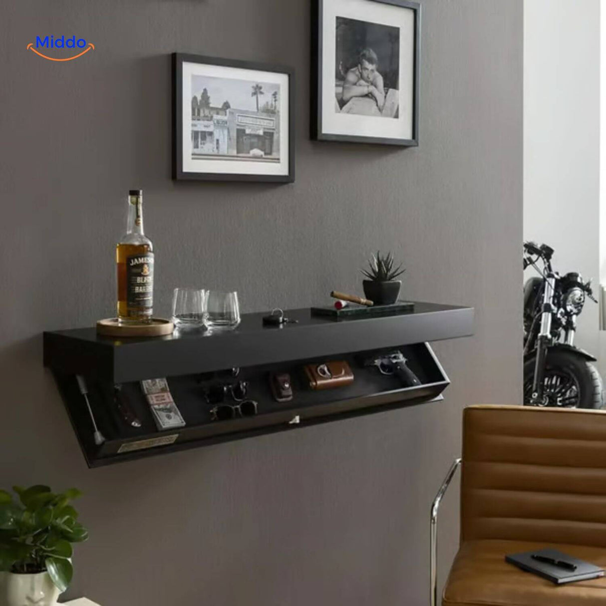 Vinaluxe Shelf zwart met gemakkelijke opbergopties www.middo.nl