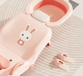 babysEase stoel baby badzitje met konijnontwerp en sloffen www.middo.nl