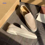 beckwin loafers beige suede slip on met creme zool www.middo.nl