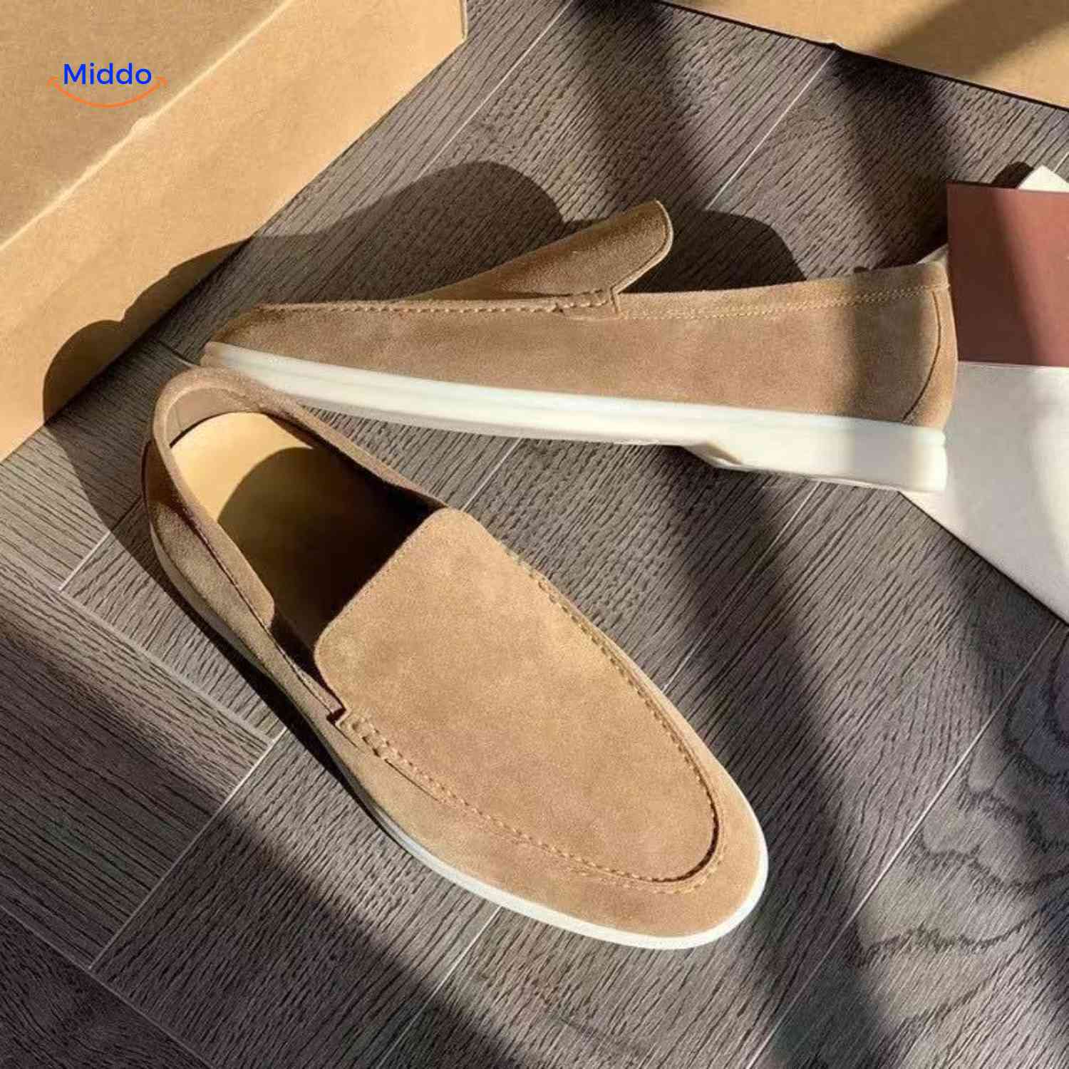 beckwin loafers zandkleur suede slip on met comfortzool www.middo.nl