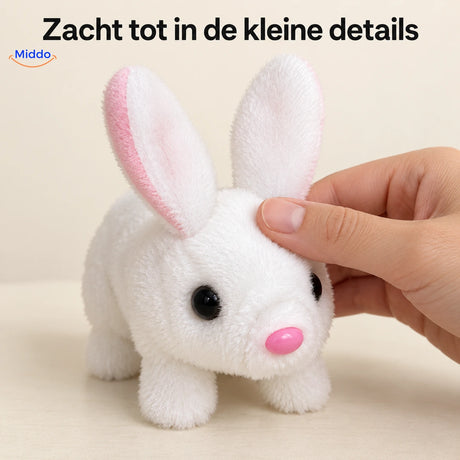 BunnyBuddy Detail van de zachte pluche vacht van het witte konijntje
