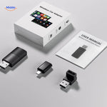 CarLink™ Pro-verpakking met adapter, USB-C-converter en gebruikershandleiding netjes weergegeven