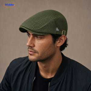 Legergroen Casual Mesh Flat Cap gedragen door een model