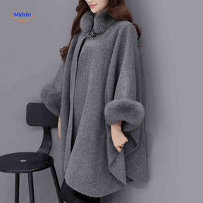 furina capejas grijze wollen poncho met bont www.middo.nl