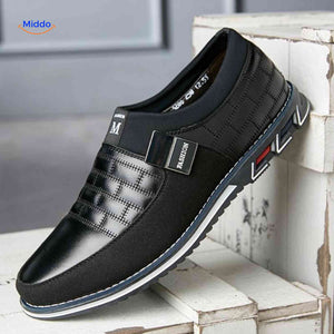 heren blauw zwart slip on loafers stijlvol ruitpatroon lichtgewicht www.middo.nl