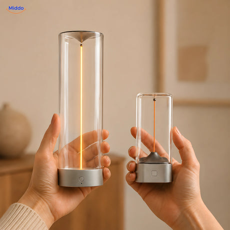 Luminex Premium en Compact draadloze lamp in de hand voor schaal www.middo.nl
