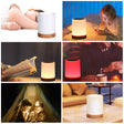 Magictouch lamp in verschillende huiselijke settings en kleuren