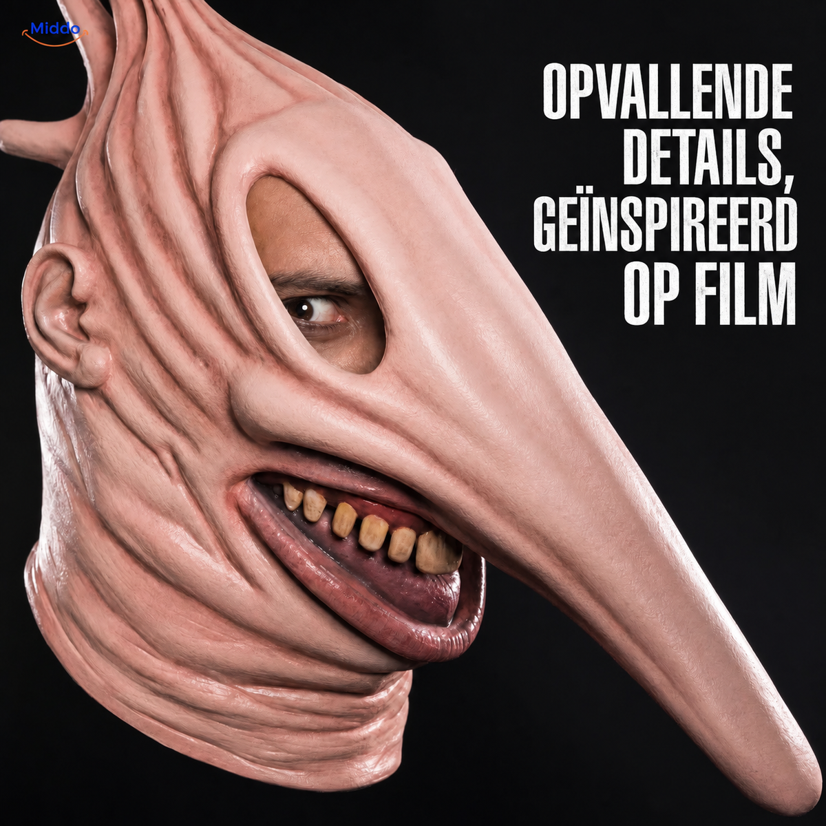 MaitlandMorph Halloween-masker van latex: close-up van de lange neus, tanden en oogopening.
