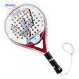 PadelPro padelracket: rood-wit racket met polsband op witte achtergrond.