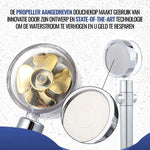 Close-up van propeller in krachtige douchekop