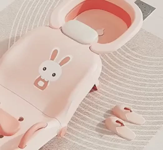 babysEase stoel baby badzitje met konijnontwerp en sloffen www.middo.nl