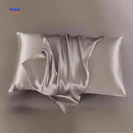 silkora kussensloop taupe satijn kussensloopwww.middo.nl