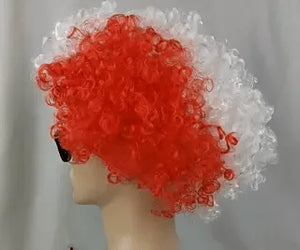 Flagora Pruik krullen rood wit supporterspruik feestaccessoire www.middo.nl
