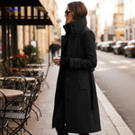 veloura mantel zwart elegante damesjas met hoge kraag www.middo.nl