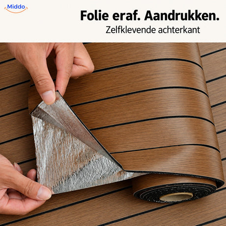 Woodline rol met zilverkleurige beschermfolie en zelfklevende achterkant
